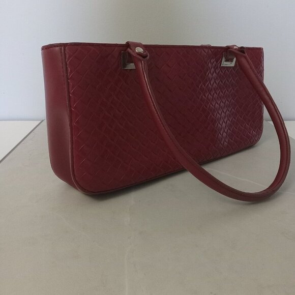 BULAGGI | Vegan Leather Woven bag - Picture 7 of 9